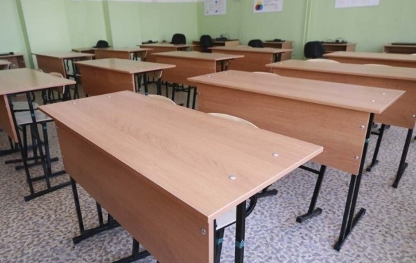 В России задумались изменить продолжительность зимних каникул для школьников