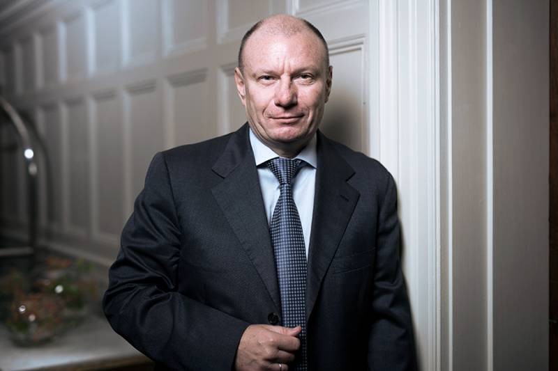 Какие увлечения есть у российских миллиардеров Романа Абрамовича и Владимира Потанина