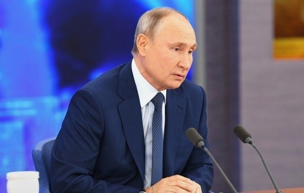 Путина убедили провести индексацию пенсий работающим пенсионерам