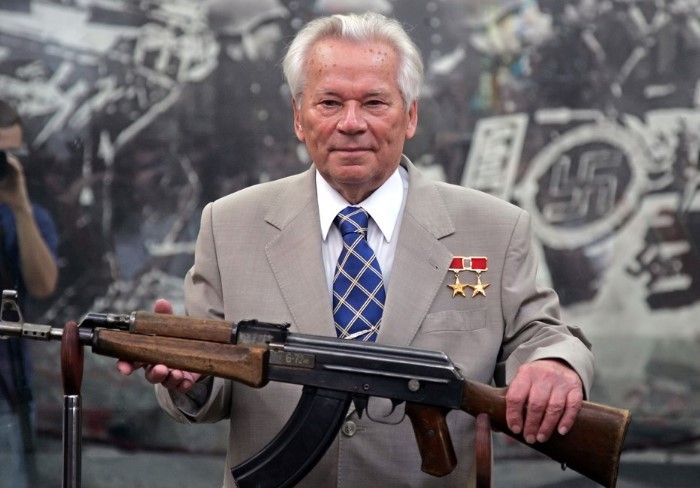 Михаил Калашников и история создания знаменитого автомата