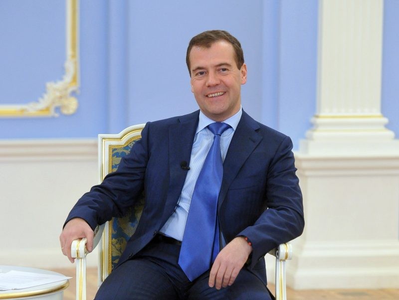 Правда ли, что Дмитрий Медведев находится на своей даче и не выходит оттуда Правда ли, что Дмитрий Медведев находится на своей даче и не выходит оттуда