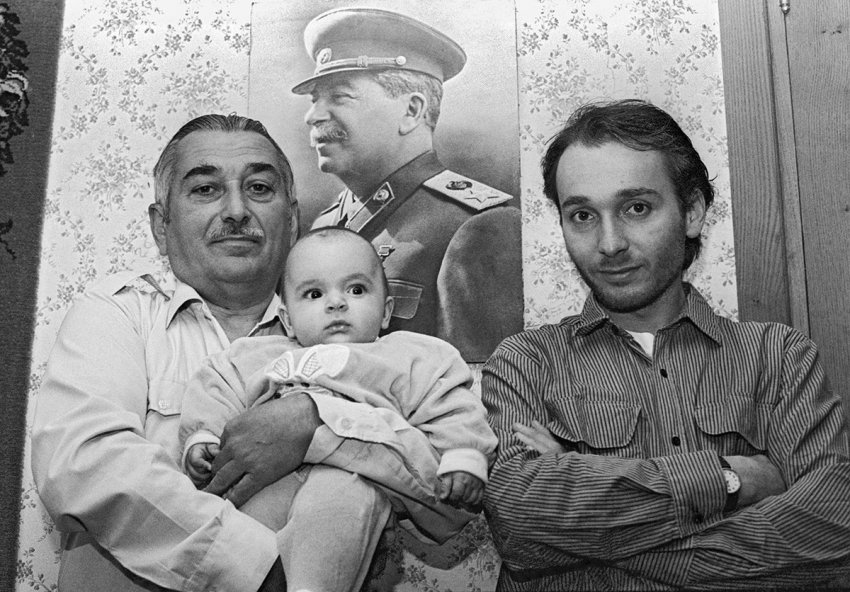Как сложилась жизнь у потомков Сталина?