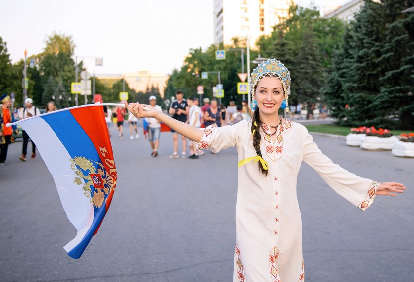 Почему славянские девушки заплетали волосы в косы?