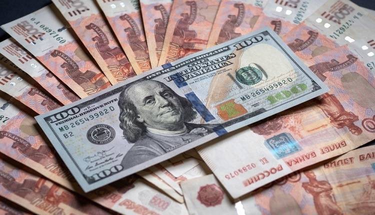 Названа валюта для выгодного хранения сбережений весной 2021 года Названа валюта для выгодного хранения сбережений весной 2021 года