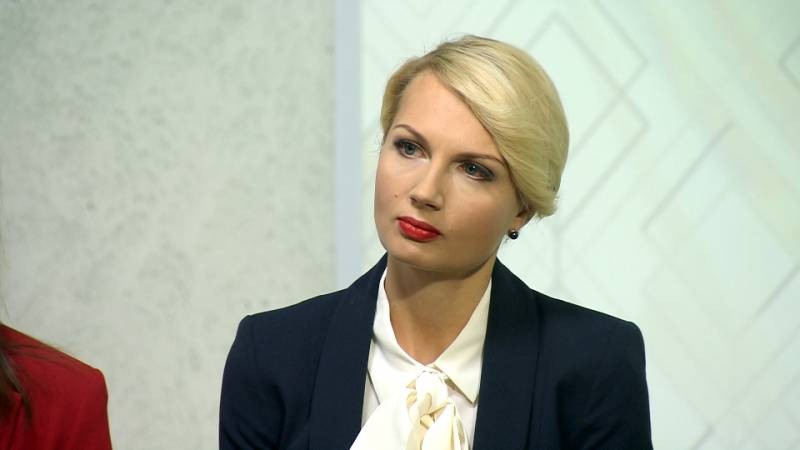 Ведущая шоу «Время покажет» Олеся Лосева на немецком языке успокоила гостей студии