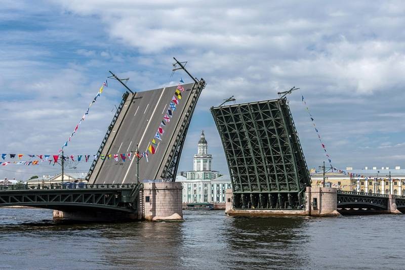Стало известно, когда в 2021 году разводят мосты в Санкт-Петербурге Стало известно, когда в 2021 году разводят мосты в Санкт-Петербурге