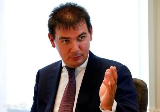 Чиновник из правительства стал объектом серьезного журналистского расследования