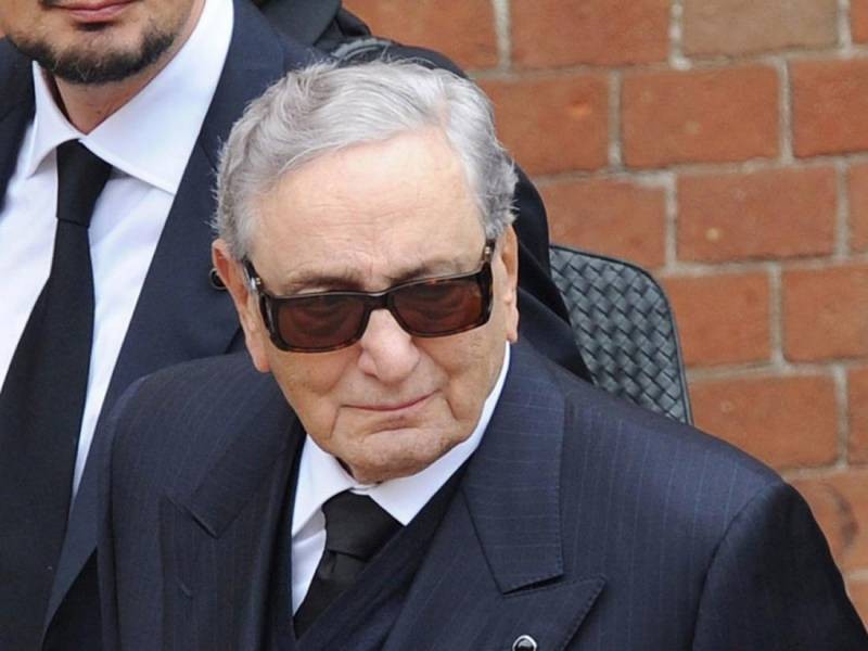 Миллионеры, которые выделяются своими выходящими за рамки поступками