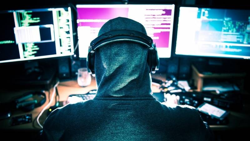 Хакеры украли данные у Apple на 50 миллионов долларов Хакеры украли данные у Apple на 50 миллионов долларов