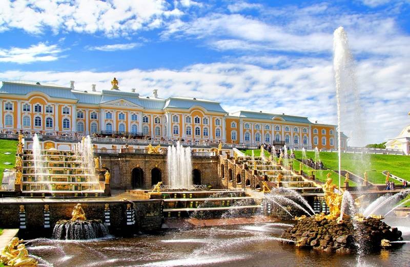 Праздник открытия фонтанов в Петергофе состоится 22 мая 2021 года