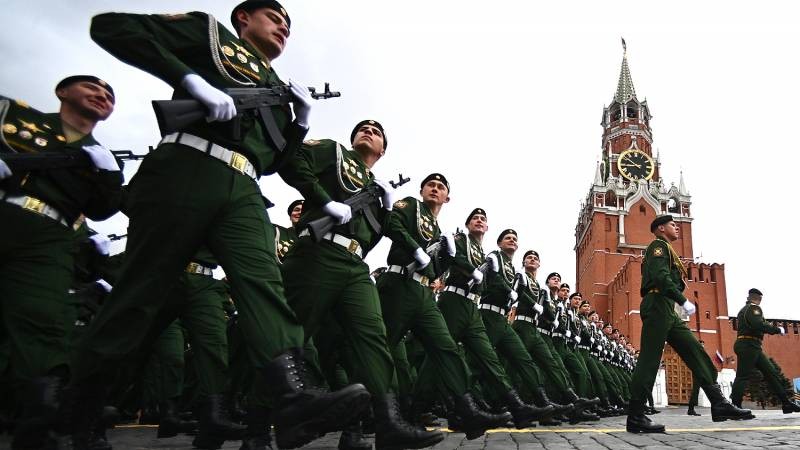 Парад Победы в Москве в 2021 году прошел, несмотря на пандемию Парад Победы в Москве в 2021 году прошел, несмотря на пандемию