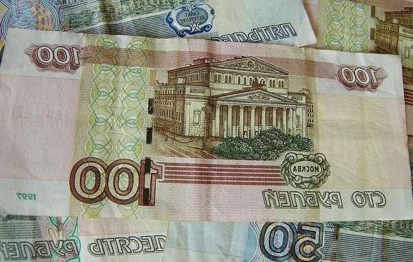 Названы категории работающих пенсионеров, которым могут вернуть индексацию