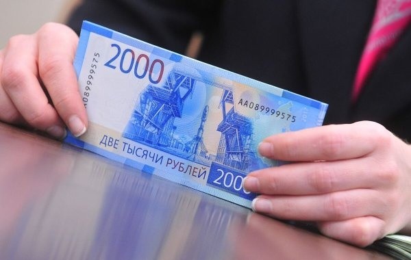 С 1 июня родители детей от 8 до 16 лет начнут получать новые выплаты