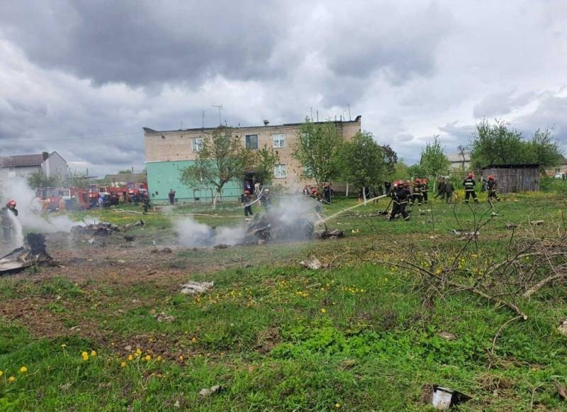 Упал почти на жилой дом: в Беларуси 19 мая 2021 года потерпел крушение военный самолет Як-130 Упал почти на жилой дом: в Беларуси 19 мая 2021 года потерпел крушение военный самолет Як-130