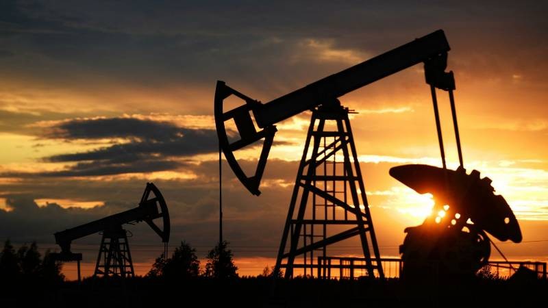 Вырастет или упадет курс доллара к началу лета 2021 года
