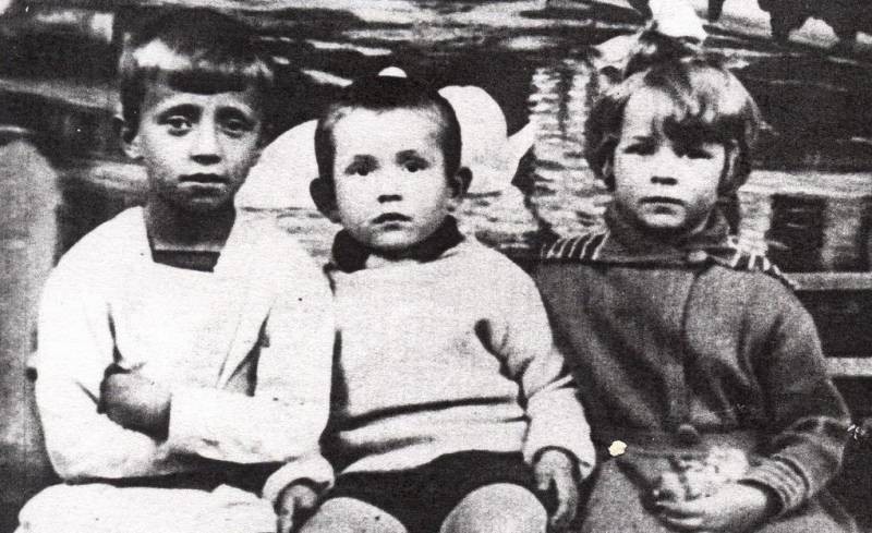 Почему старшего сына Сергея Есенина приговорили к смертной казни