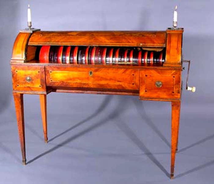 Стеклянная гармоника: дурная слава уникального инструмента Стеклянная гармоника: дурная слава уникального инструмента