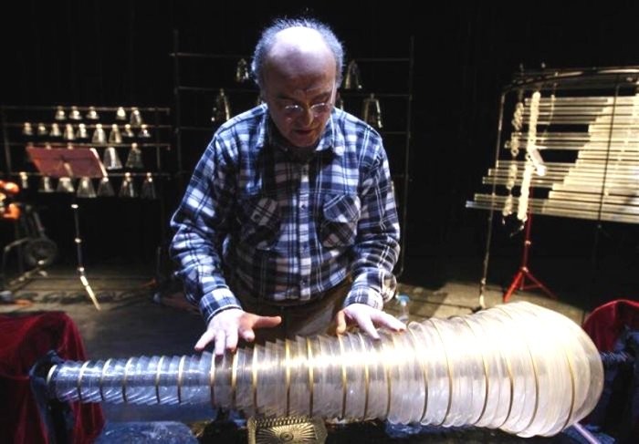 Стеклянная гармоника: дурная слава уникального инструмента Стеклянная гармоника: дурная слава уникального инструмента