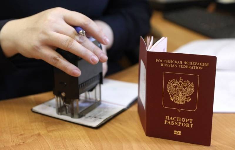Загранпаспорта в России будут выдавать с учетом новых изменений в законодательстве с 1 июня 2021 года
