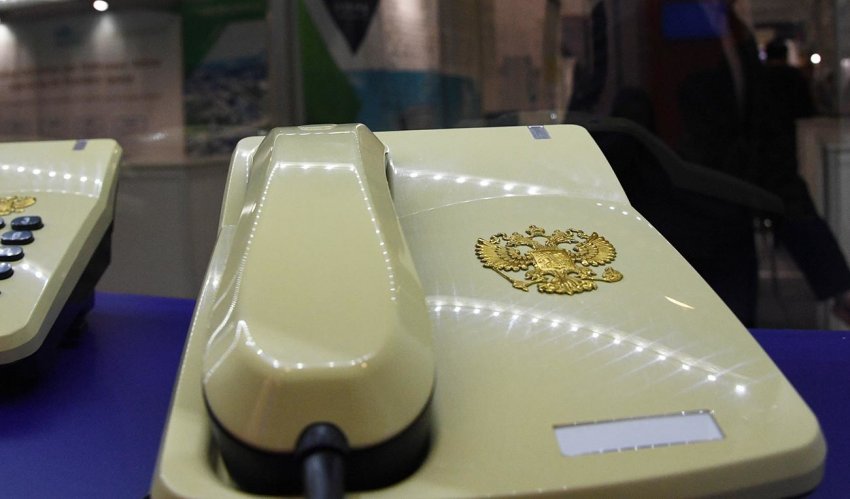 Дозвониться до Путина: как устроена президентская связь