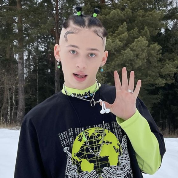 TikTok-блогер и музыкант Даня Милохин стал новым лицом Сбербанка TikTok-блогер и музыкант Даня Милохин стал новым лицом Сбербанка