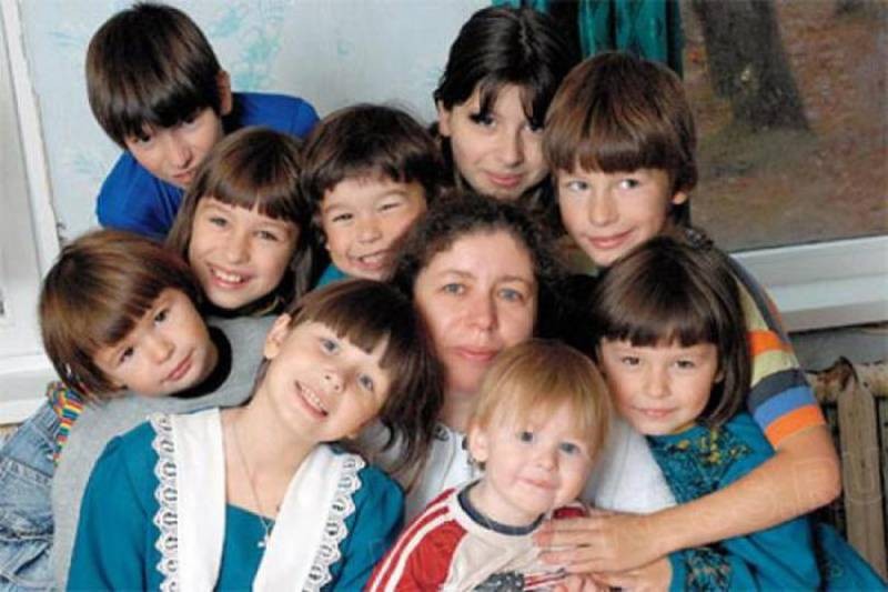 Семьи с детьми имеют право на льготный железнодорожный тариф с 9 июня 2021 года