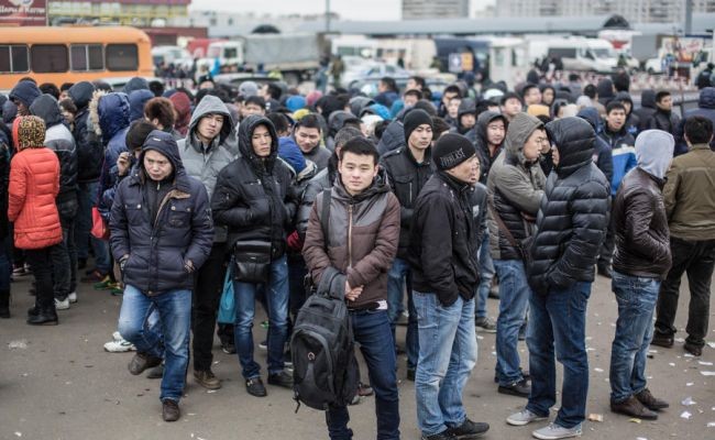 Новый указ: что делать иностранному гражданину в России после 15 июня 2021 года Новый указ: что делать иностранному гражданину в России после 15 июня 2021 года