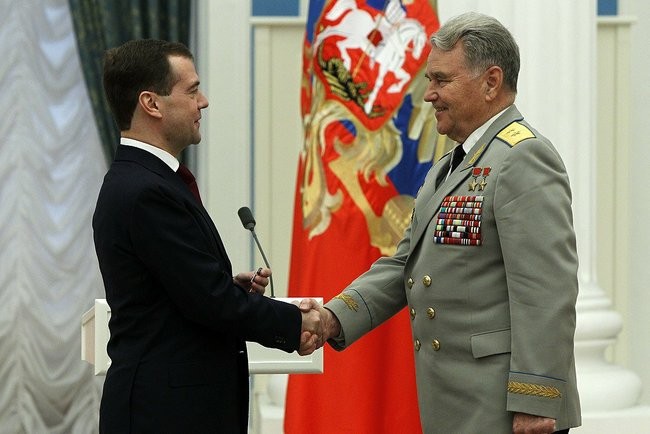 Скончался старейший космонавт на Земле Владимир Шаталов