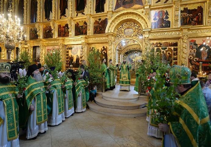 В праздник Троицы есть свои запреты и дела, которыми стоит заняться В праздник Троицы есть свои запреты и дела, которыми стоит заняться