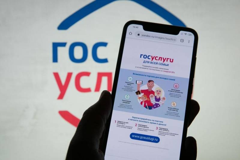 Кто может получить уже летом 2021 года 10 000 рублей от президента РФ