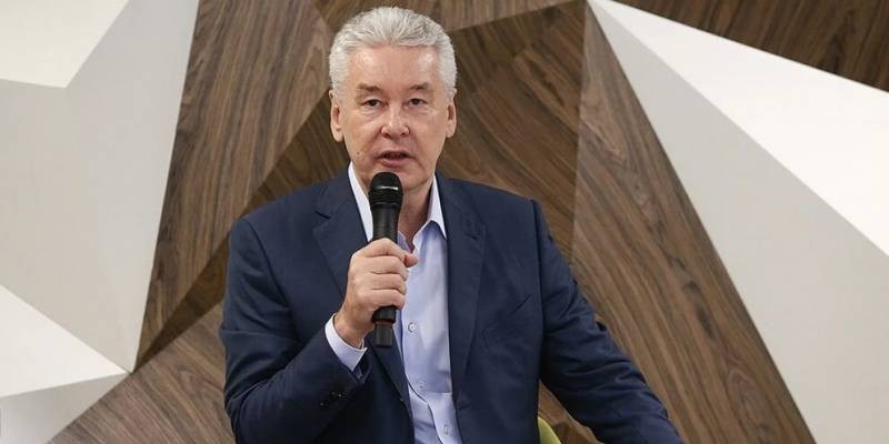 Кому из москвичей нужно пройти обязательную вакцинацию до конца лета 2021 года Кому из москвичей нужно пройти обязательную вакцинацию до конца лета 2021 года