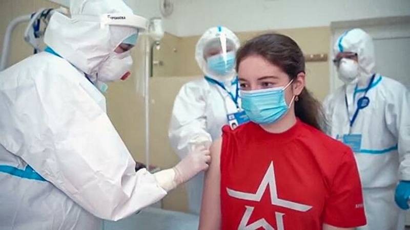 Кому из москвичей нужно пройти обязательную вакцинацию до конца лета 2021 года Кому из москвичей нужно пройти обязательную вакцинацию до конца лета 2021 года