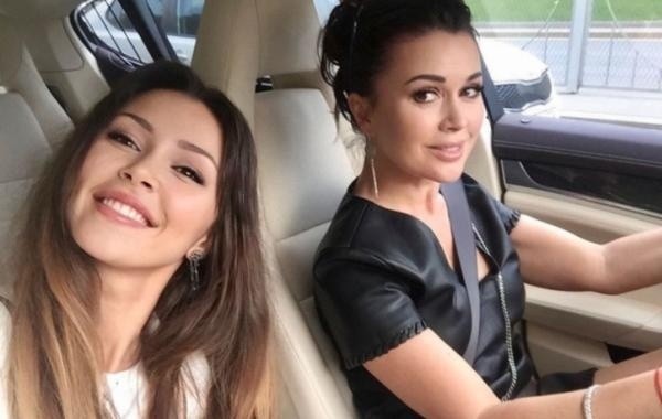 Дочь Заворотнюк рассказала о тяжелой болезни