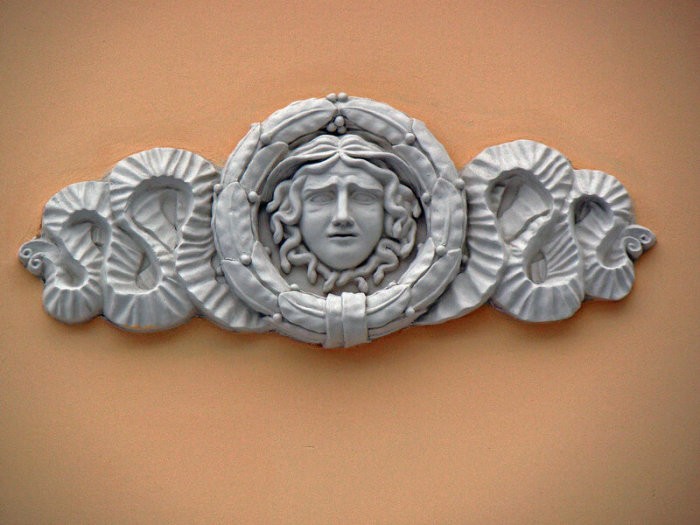 Маскароны: "лица" московских домов