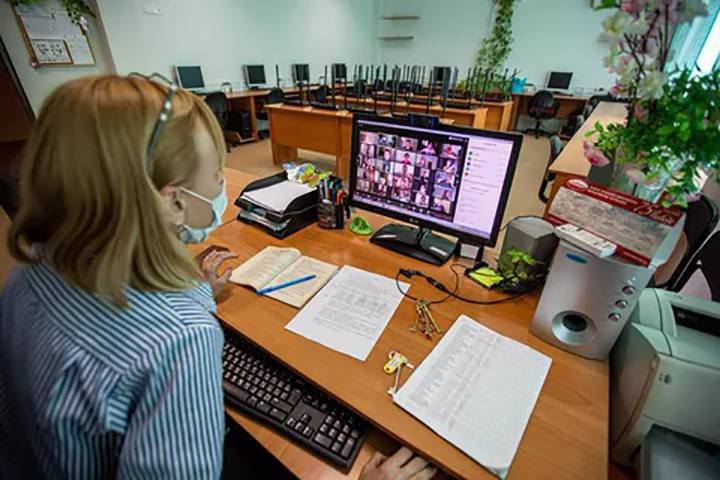 Перейдут ли московские школы на дистанционное после 7 ноября