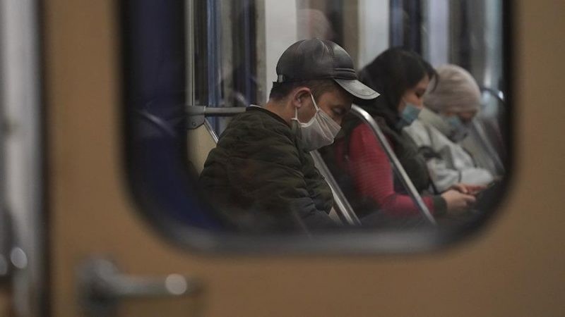 Какие ограничения ввели в Москве для горожан 60+ лет