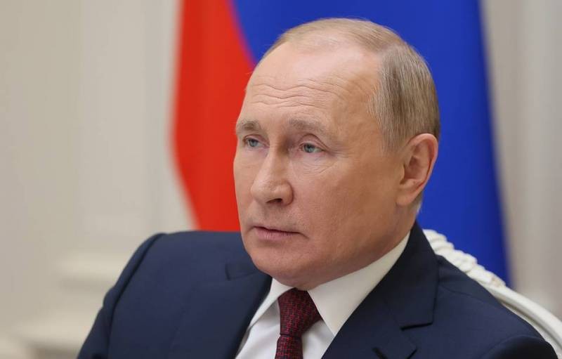 Мир обсуждает, как президент РФ Путин назвал женщин на пресс-конференции 23 декабря 2021 года