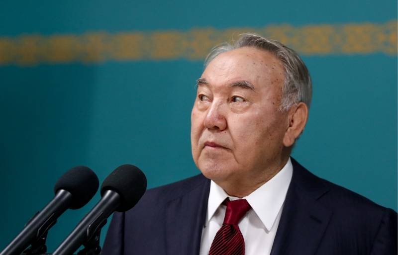 И след простыл: куда улетел Назарбаев в январе 2022 года