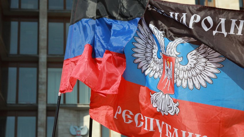 Государственная дума проголосовала за обращение к Путину о признании ДНР и ЛНР