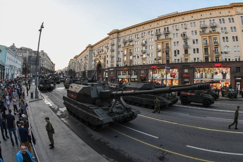 Мэрия Москвы озвучила, какие улицы будут перекрыты в связи с Парадом Победы 2022