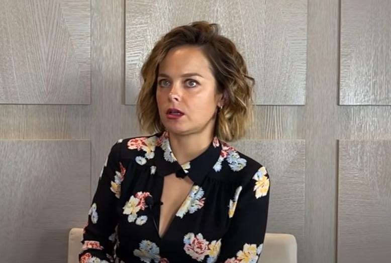 Наталья Медведева не общается с бездетными коллегами по Comedy Woman