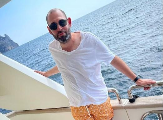 Манучаров о заработках Слепакова: «Получал по 10 миллионов в месяц как лицо ТНТ»