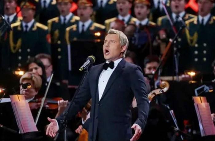 Басков передал россиянам слова благодарности от командира с ампутированной ногой