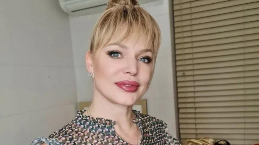 Алла Довлатова заявила, что испытывает жалость к россиянам, которые сбежали из страны