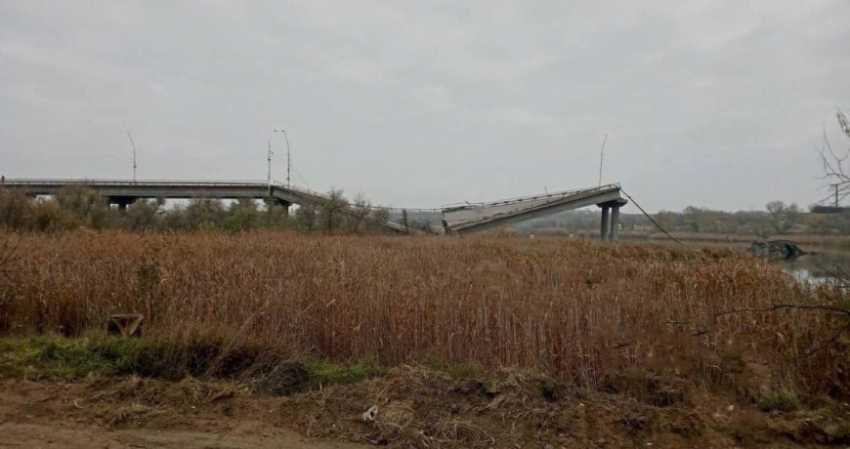 Мосты в нескольких населенных пунктах Херсонской области были подорваны 9 ноября 2022 года
