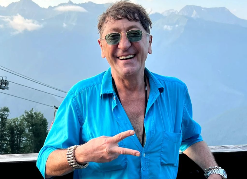 Григорий Лепс во время концерта в Санкт-Петербурге бросил микрофон и ушел со сцены