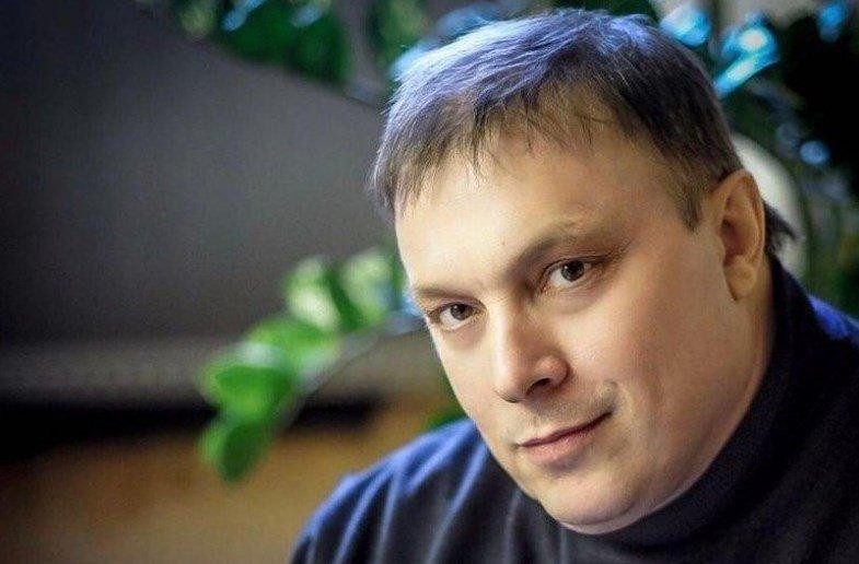 Продюсер Андрей Разин выдвинул обвинения телеведущему Малахову в клевете