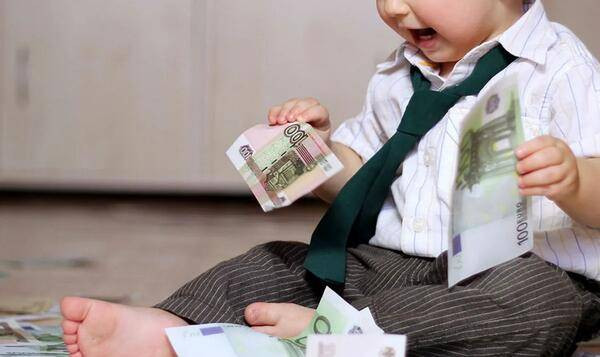 Все виды федеральных выплат будут проиндексированы с 1 февраля 2023 года