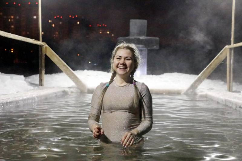 Все по правилам: какого числа надо купаться на Крещение 18 или 19 и в чем суть ритуала