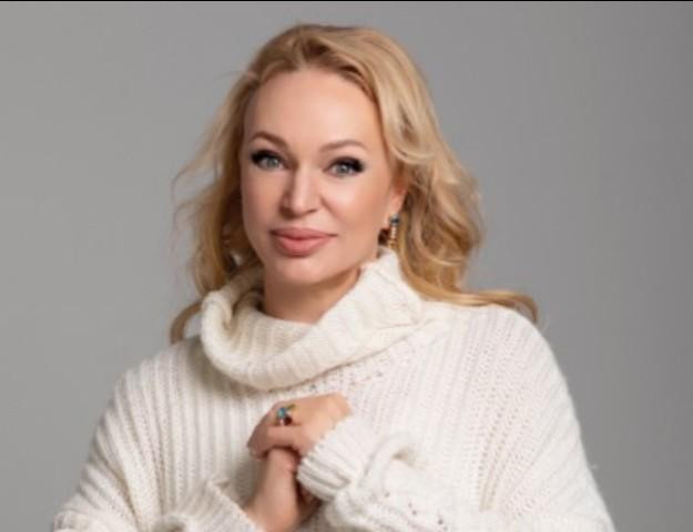 Алла Довлатова опровергла слухи о травме сына во время катания на лыжах